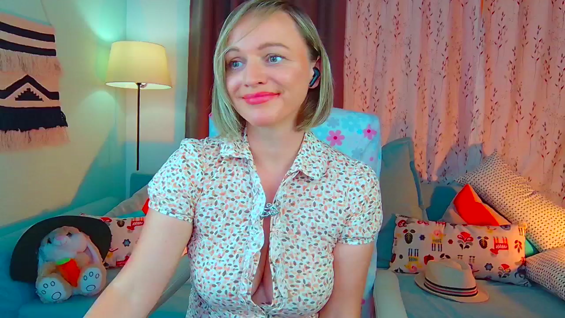 Gallery image thumbnail from SweetDazzle's myfreecams stream on, 07/05/2024, 13:32 image 18 of 20