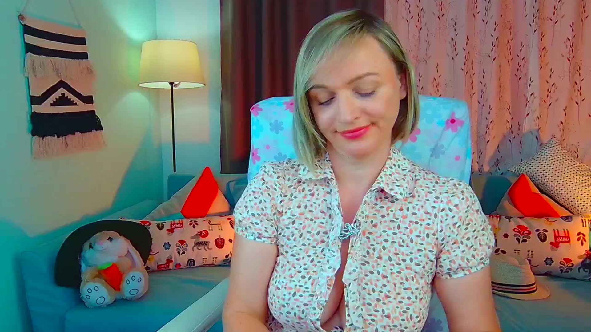 Gallery image thumbnail from SweetDazzle's myfreecams stream on, 07/05/2024, 13:32 image 6 of 20