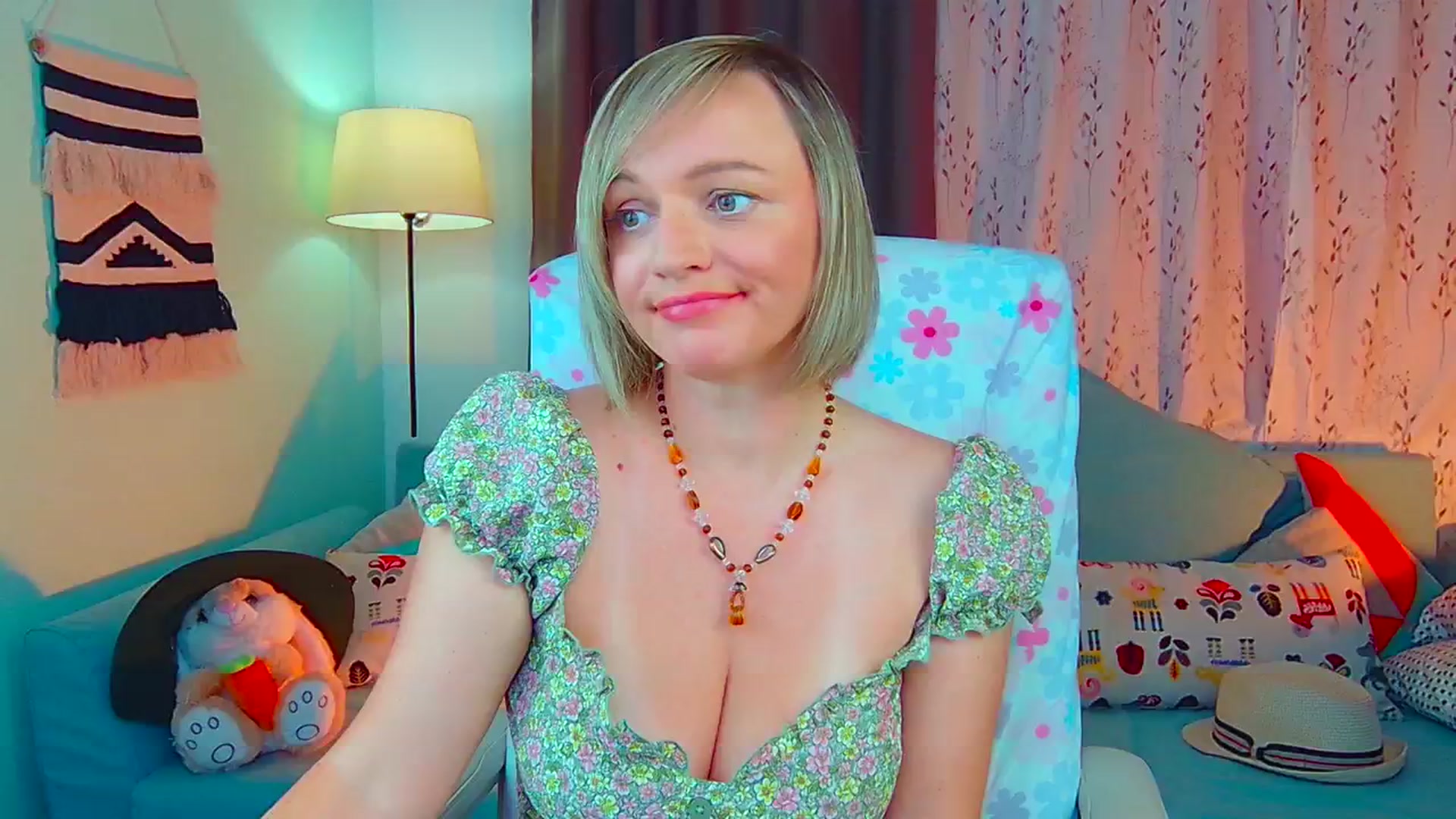 Gallery image thumbnail from SweetDazzle's myfreecams stream on, 07/05/2024, 18:23 image 16 of 20