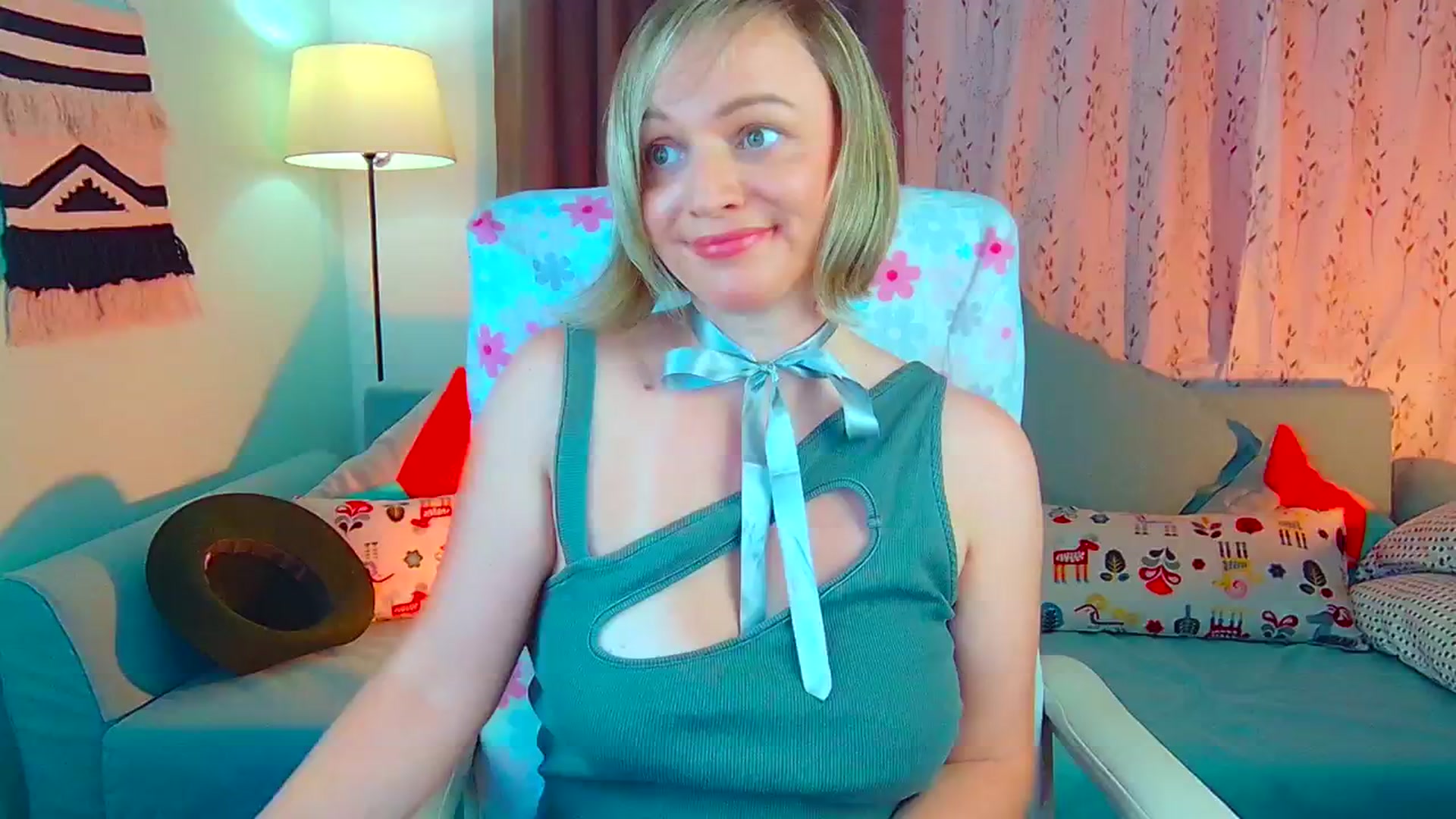 Gallery image thumbnail from SweetDazzle's myfreecams stream on, 07/08/2024, 18:04 image 10 of 20