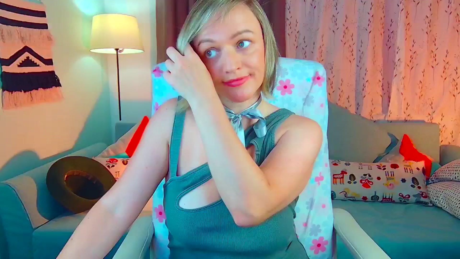 Gallery image thumbnail from SweetDazzle's myfreecams stream on, 07/08/2024, 18:04 image 6 of 20