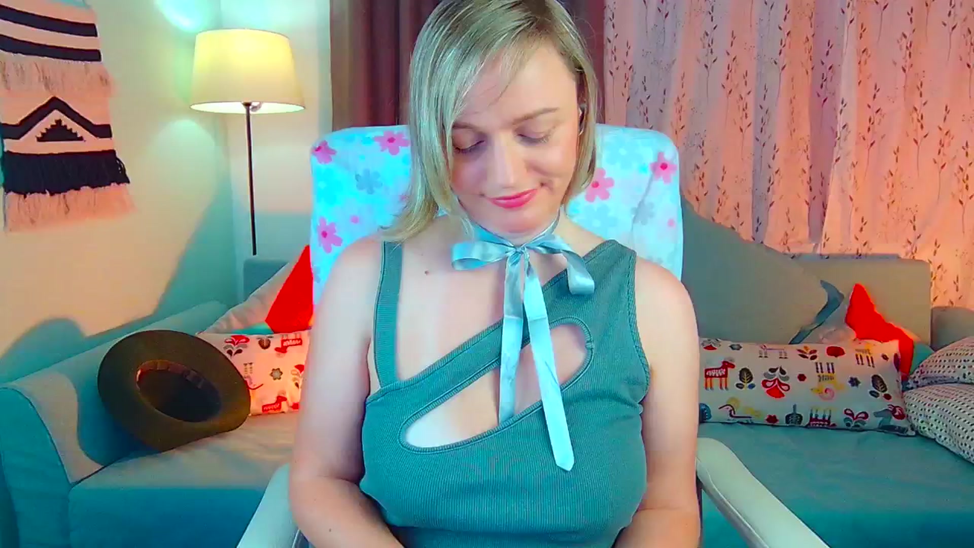 Gallery image thumbnail from SweetDazzle's myfreecams stream on, 07/08/2024, 18:04 image 13 of 20