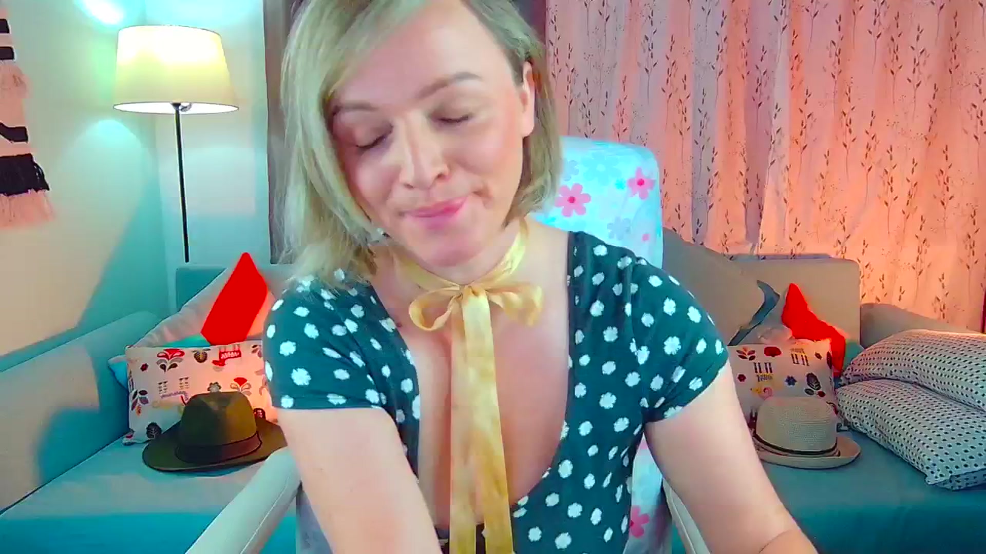 Gallery image thumbnail from SweetDazzle's myfreecams stream on, 07/10/2024, 07:19 image 13 of 20