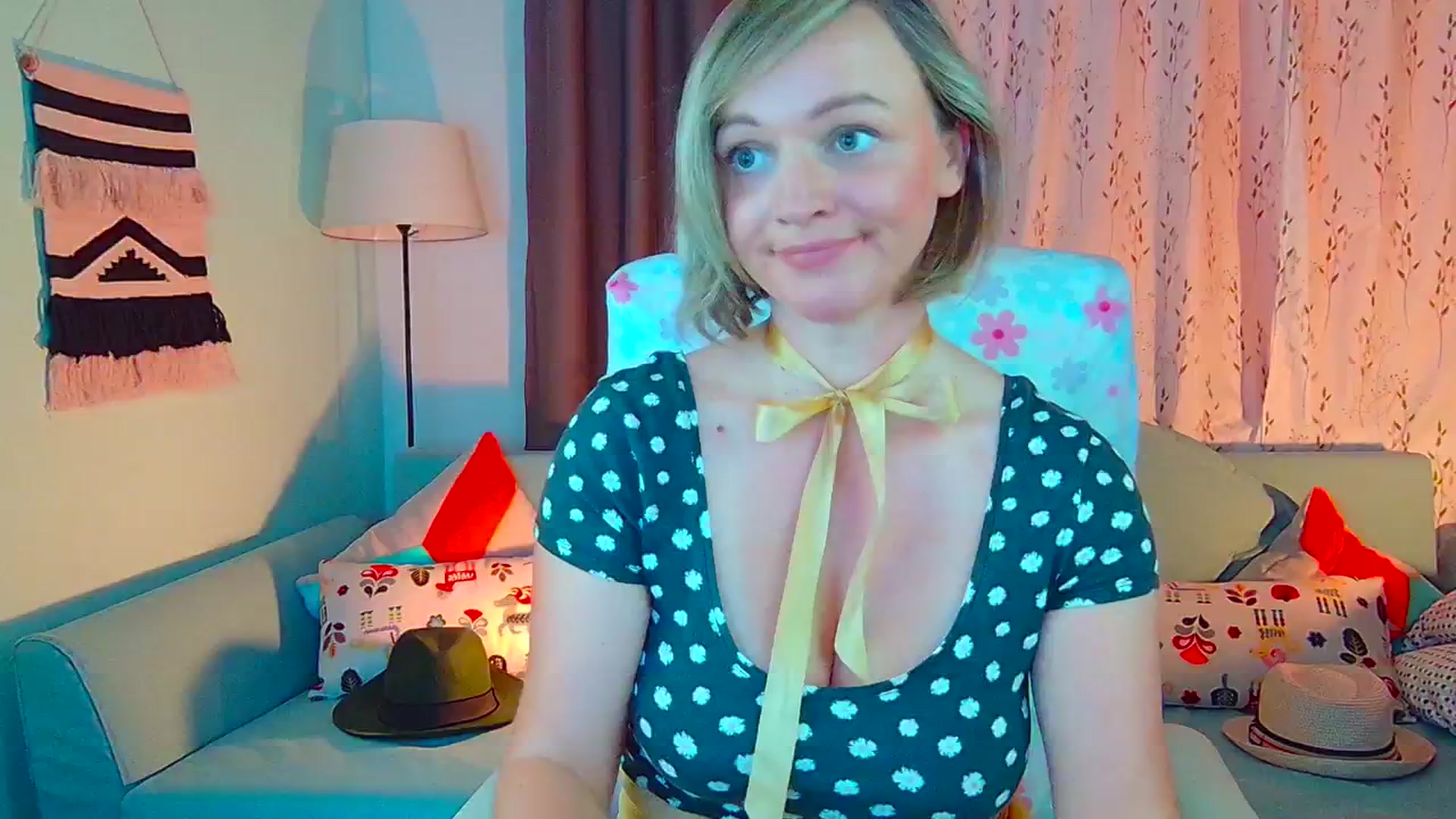 Gallery image thumbnail from SweetDazzle's myfreecams stream on, 07/10/2024, 12:12 image 3 of 20
