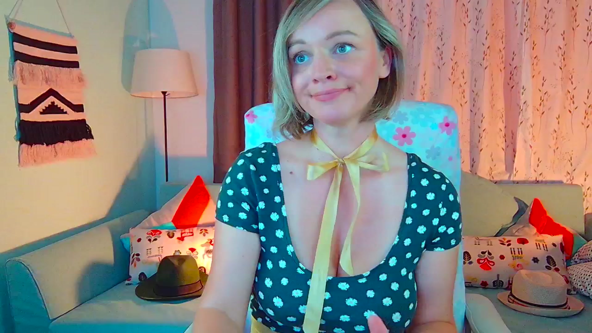 Gallery image thumbnail from SweetDazzle's myfreecams stream on, 07/10/2024, 12:12 image 2 of 20