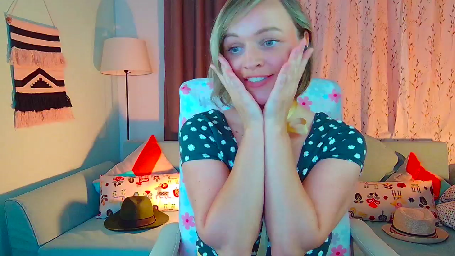 Gallery image thumbnail from SweetDazzle's myfreecams stream on, 07/10/2024, 12:12 image 17 of 20