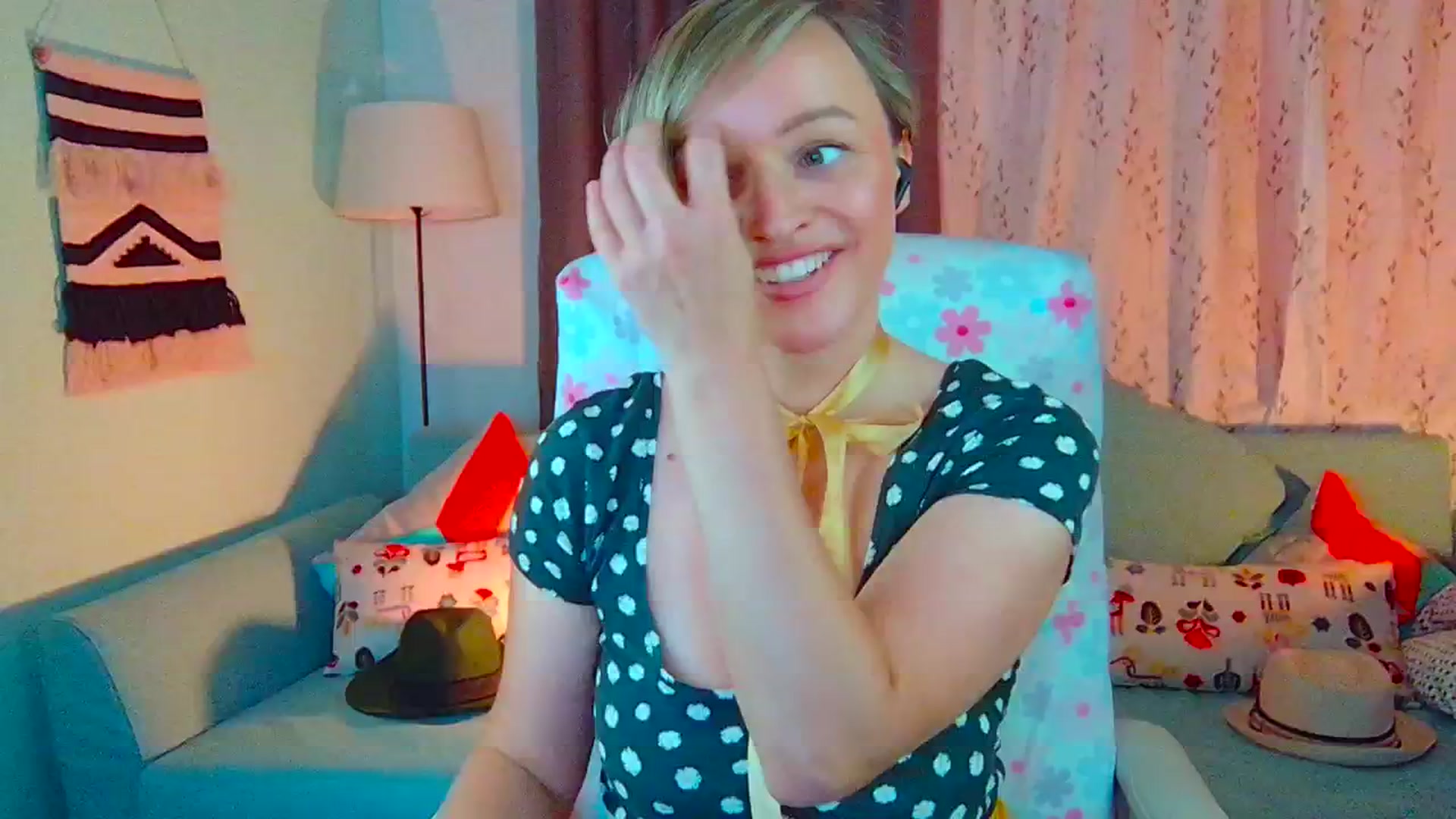 Gallery image thumbnail from SweetDazzle's myfreecams stream on, 07/10/2024, 13:42 image 11 of 20