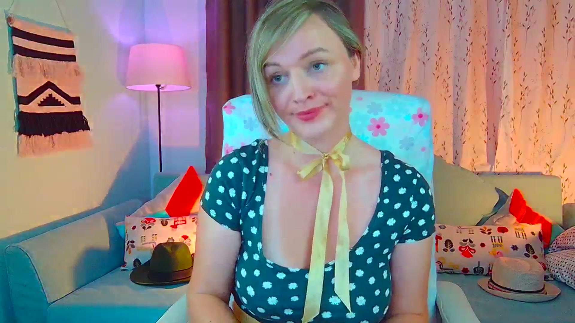 Gallery image thumbnail from SweetDazzle's myfreecams stream on, 07/10/2024, 17:36 image 15 of 20