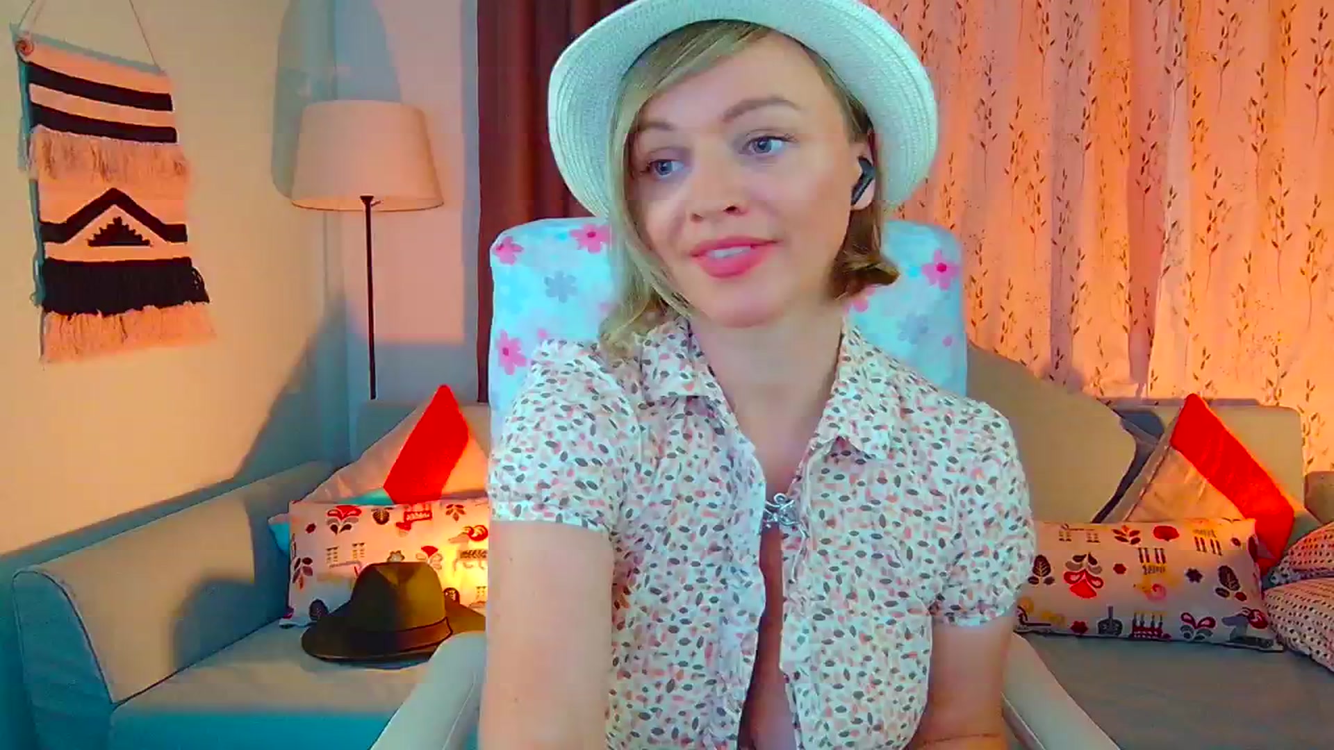Gallery image thumbnail from SweetDazzle's myfreecams stream on, 07/11/2024, 08:13 image 1 of 20