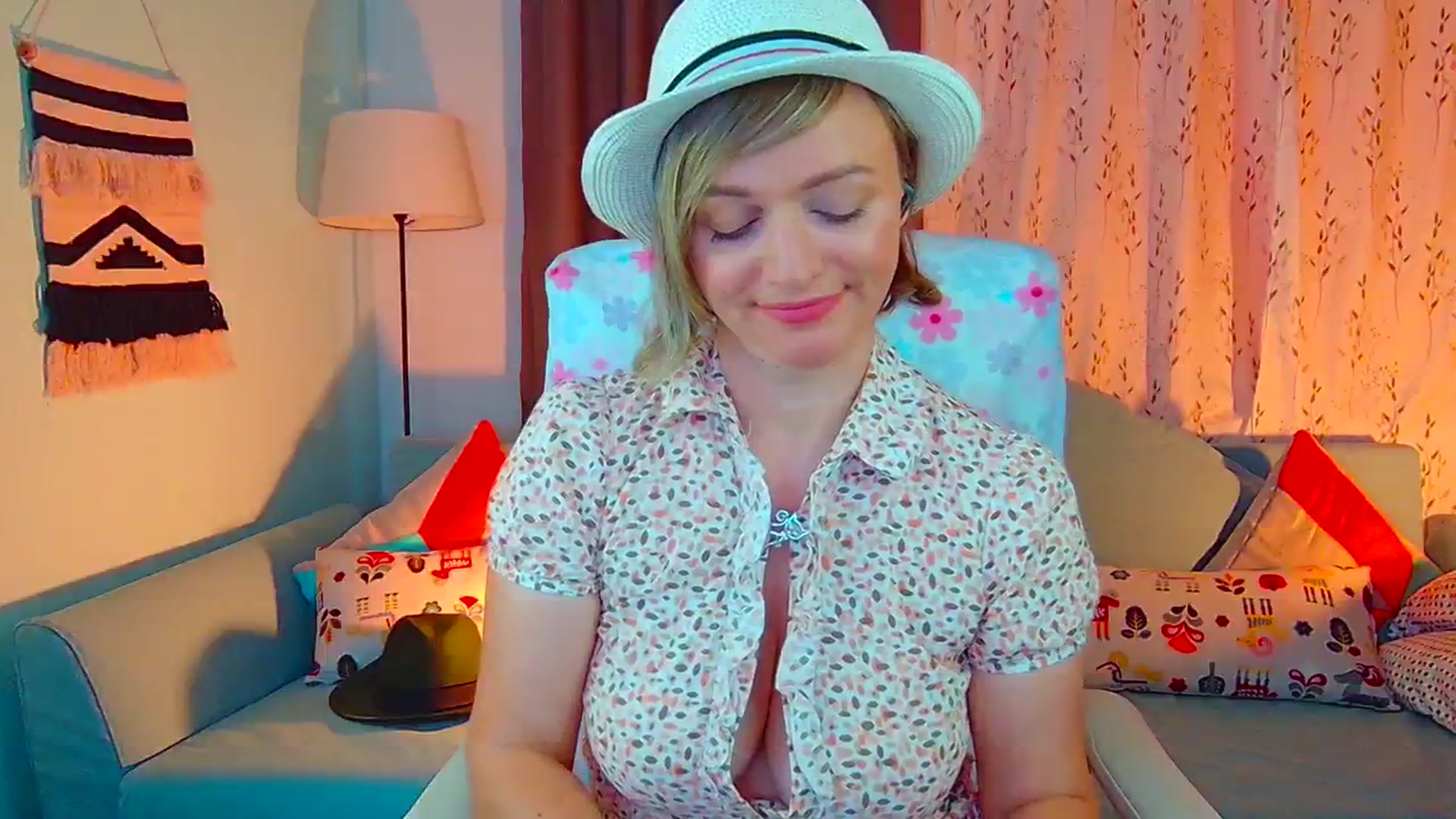 Gallery image thumbnail from SweetDazzle's myfreecams stream on, 07/11/2024, 08:13 image 3 of 20