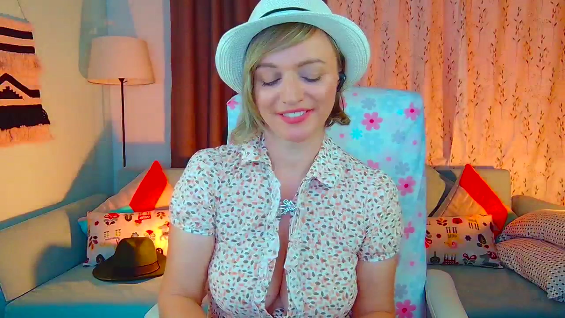 Gallery image thumbnail from SweetDazzle's myfreecams stream on, 07/11/2024, 08:13 image 13 of 20