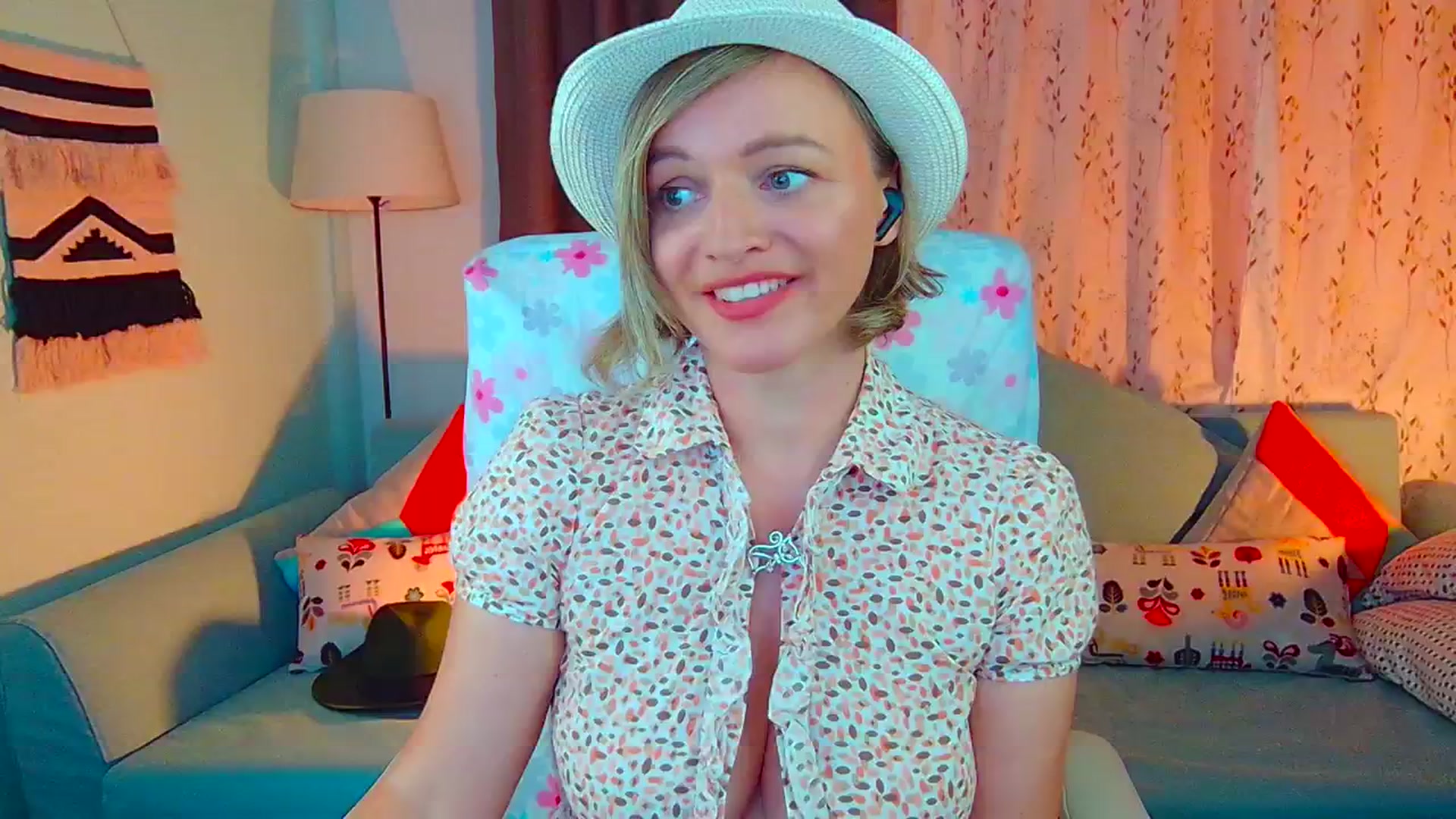 Gallery image thumbnail from SweetDazzle's myfreecams stream on, 07/11/2024, 12:09 image 2 of 20