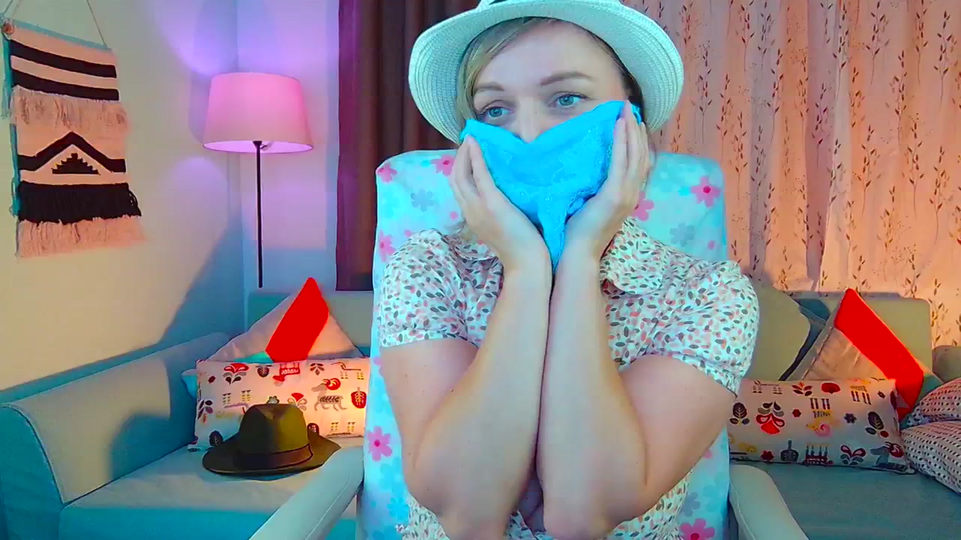 Gallery image thumbnail from SweetDazzle's myfreecams stream on, 07/11/2024, 17:32 image 19 of 20