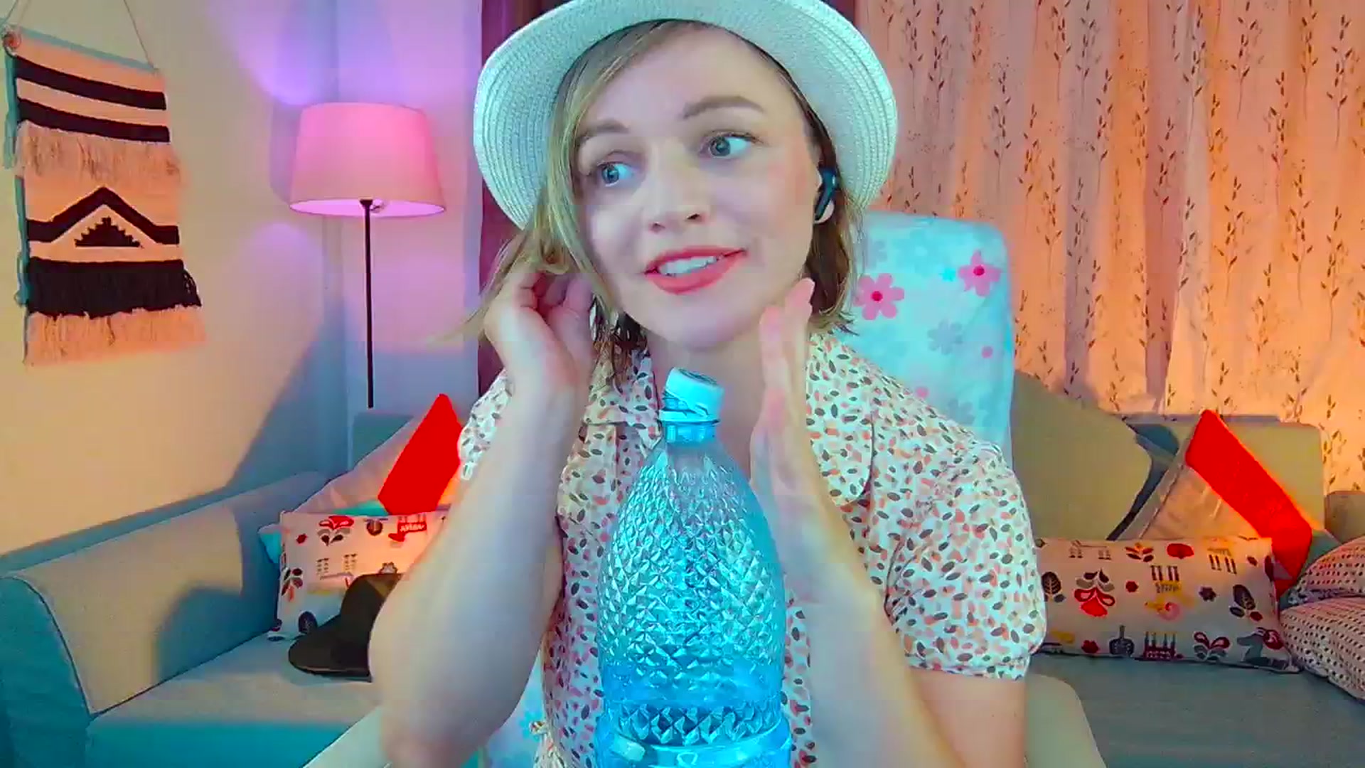 Gallery image thumbnail from SweetDazzle's myfreecams stream on, 07/11/2024, 17:32 image 5 of 20