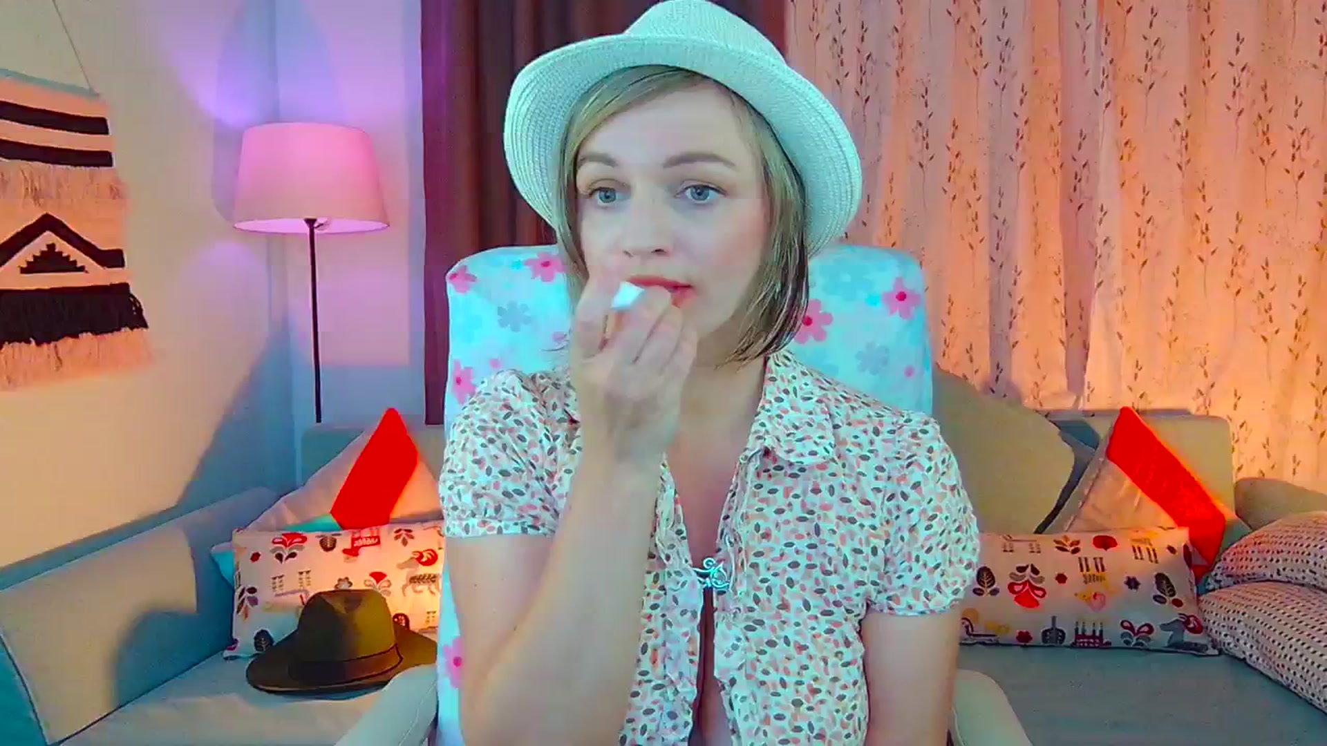 Gallery image thumbnail from SweetDazzle's myfreecams stream on, 07/11/2024, 17:32 image 1 of 20