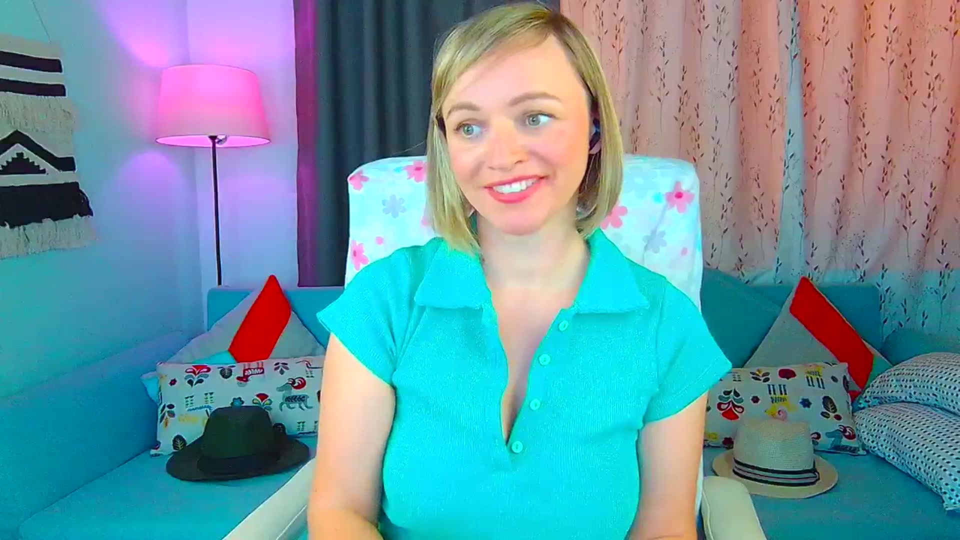 Gallery image thumbnail from SweetDazzle's myfreecams stream on, 07/12/2024, 07:47 image 4 of 20