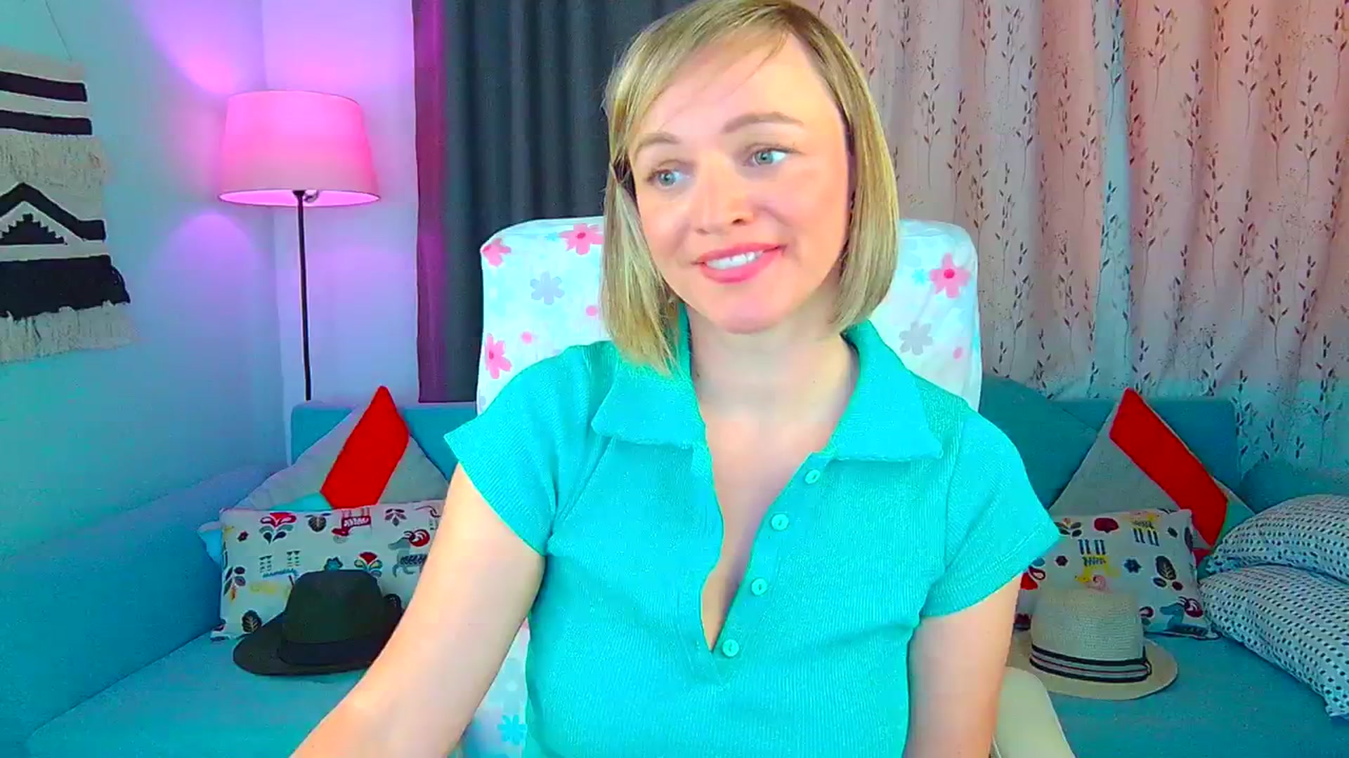 Gallery image thumbnail from SweetDazzle's myfreecams stream on, 07/12/2024, 07:47 image 18 of 20