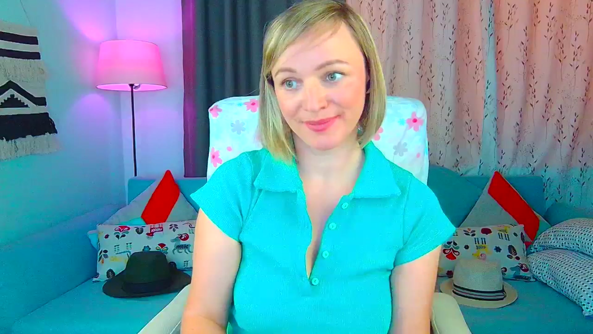 Gallery image thumbnail from SweetDazzle's myfreecams stream on, 07/12/2024, 07:47 image 12 of 20