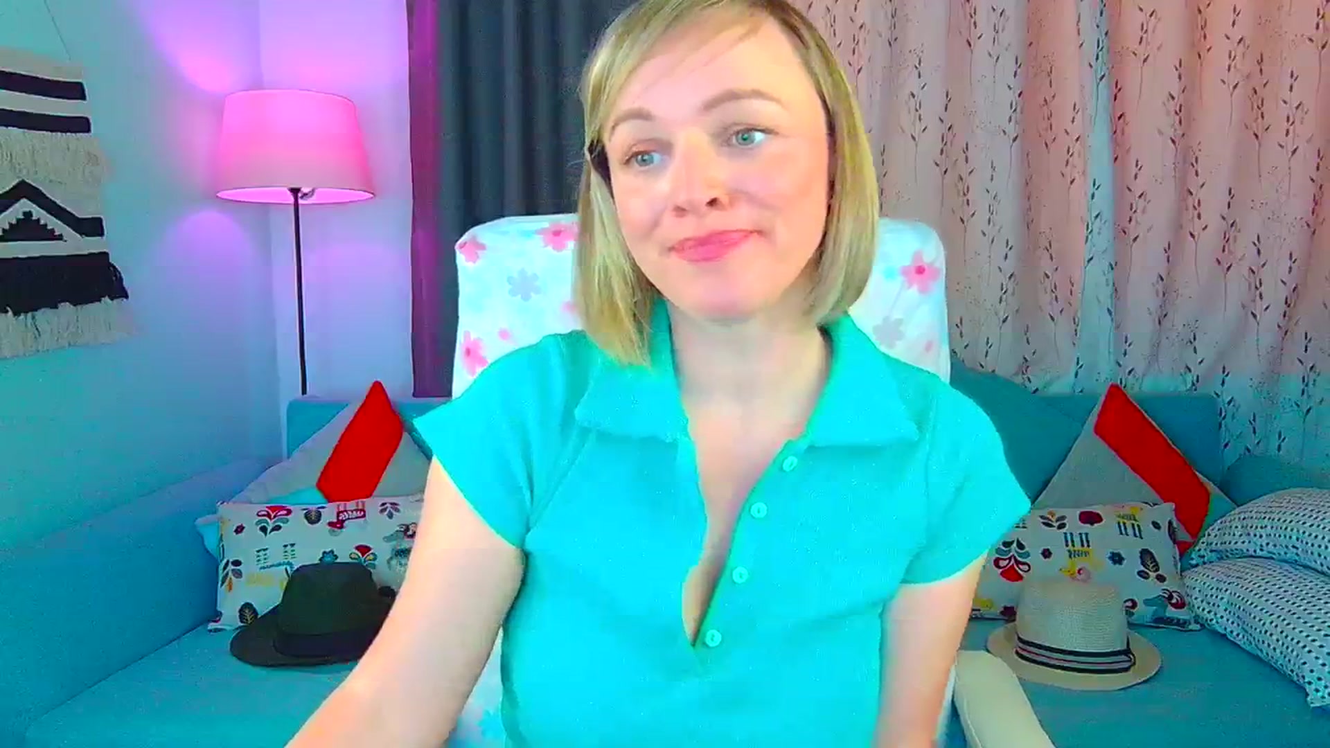 Gallery image thumbnail from SweetDazzle's myfreecams stream on, 07/12/2024, 07:47 image 16 of 20