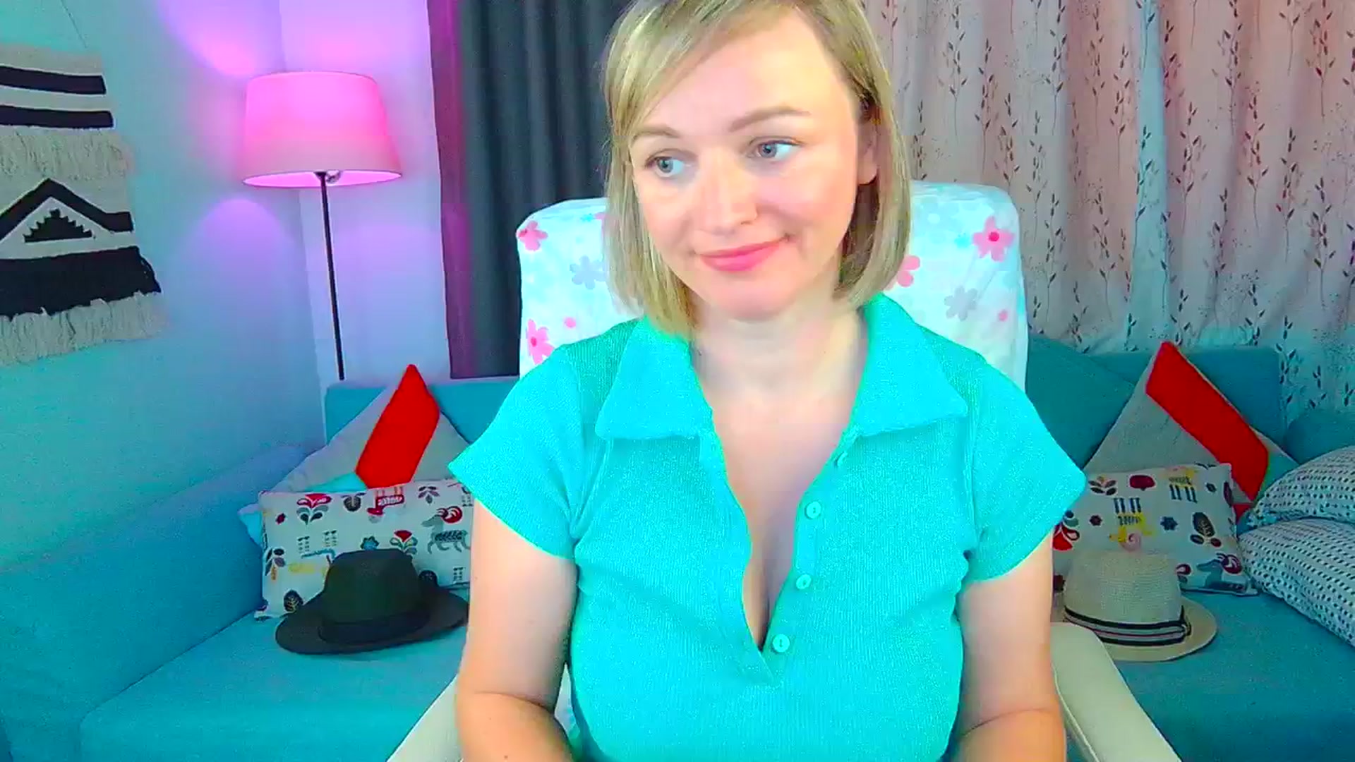 Gallery image thumbnail from SweetDazzle's myfreecams stream on, 07/12/2024, 08:59 image 2 of 20