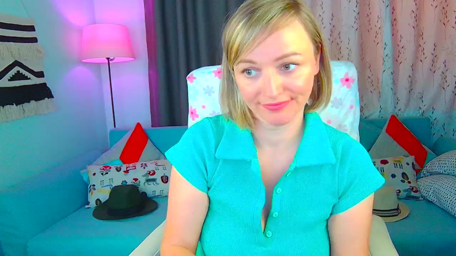 Gallery image thumbnail from SweetDazzle's myfreecams stream on, 07/12/2024, 08:59 image 15 of 20