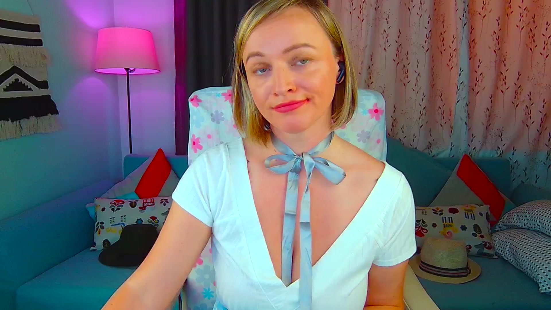 Gallery image thumbnail from SweetDazzle's myfreecams stream on, 07/12/2024, 11:52 image 2 of 20