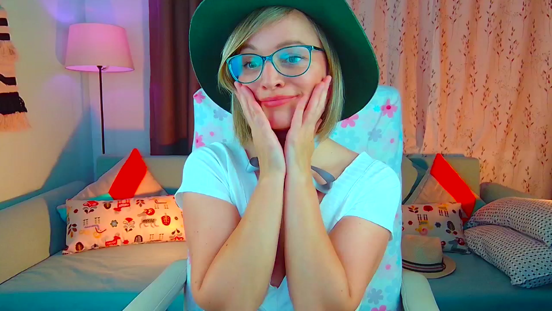 Gallery image thumbnail from SweetDazzle's myfreecams stream on, 07/12/2024, 13:46 image 9 of 20