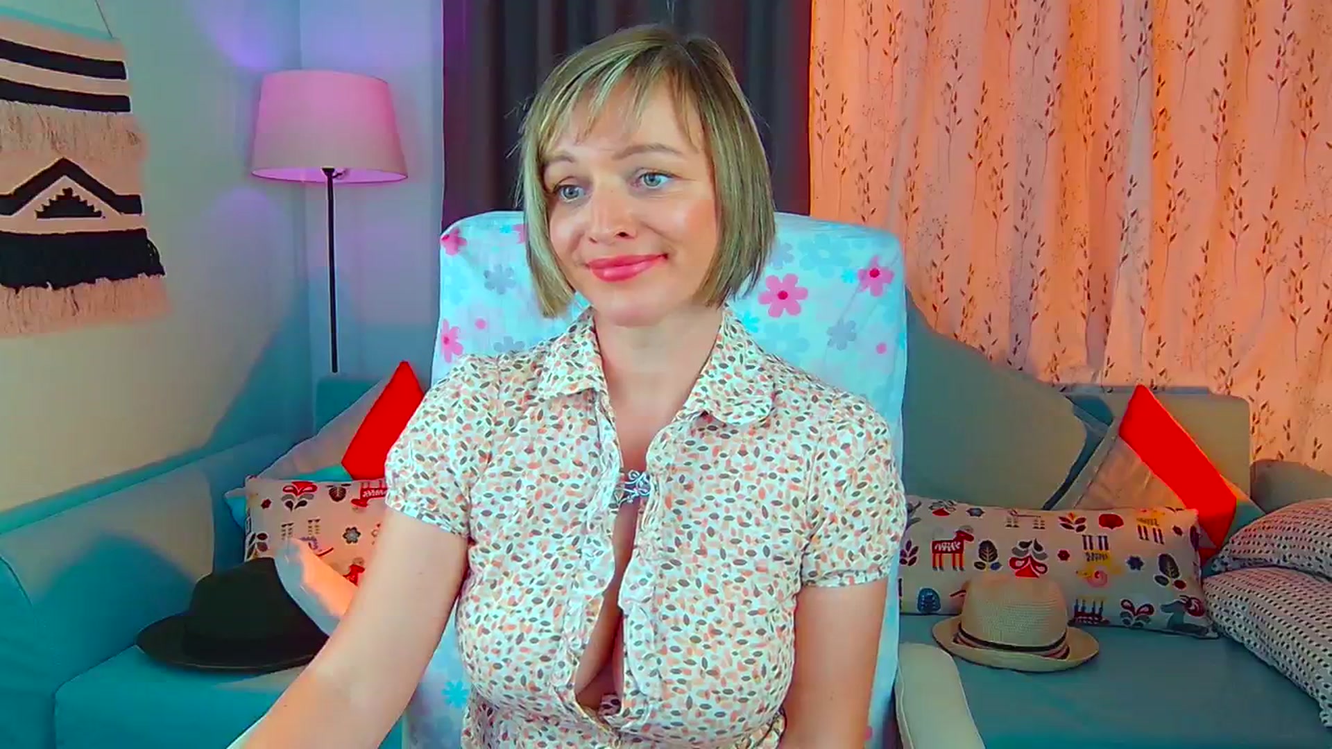 Gallery image thumbnail from SweetDazzle's myfreecams stream on, 07/15/2024, 06:11 image 14 of 20