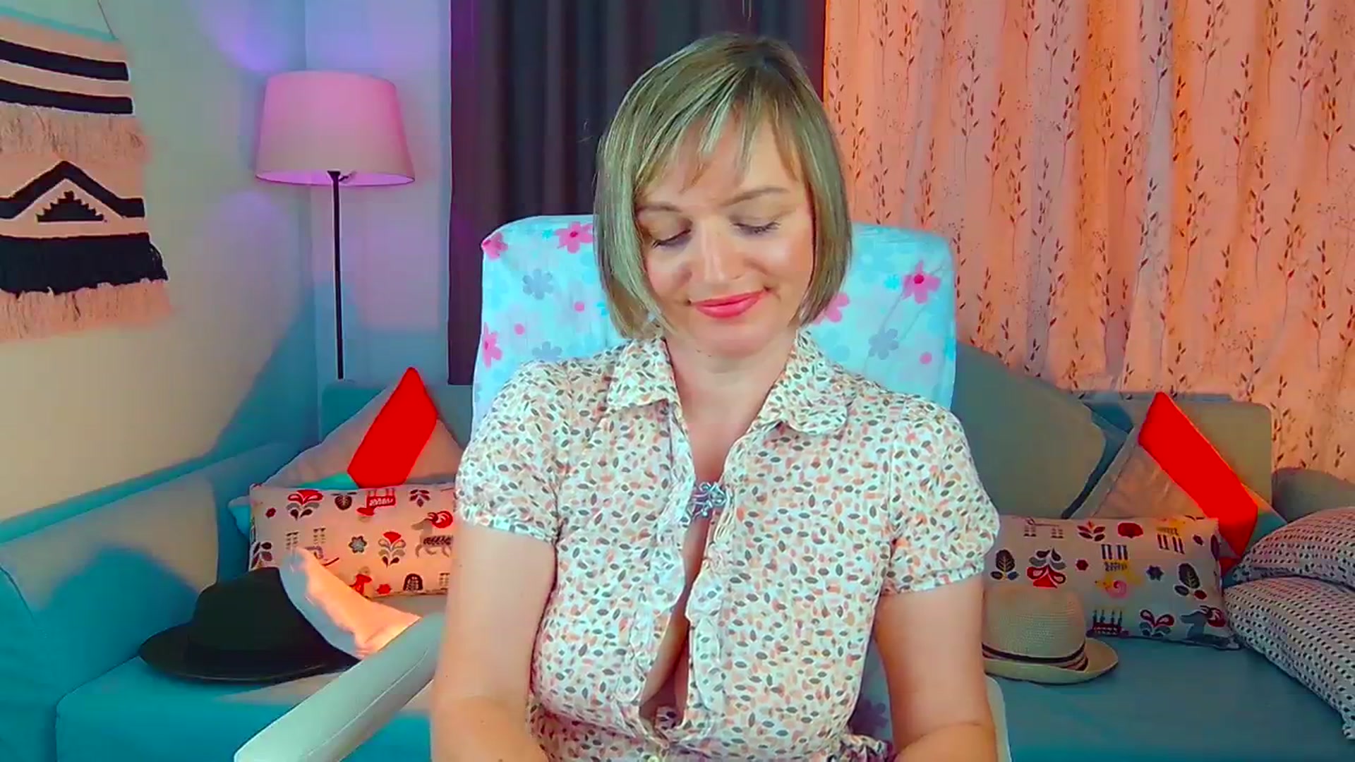 Gallery image thumbnail from SweetDazzle's myfreecams stream on, 07/15/2024, 06:11 image 16 of 20