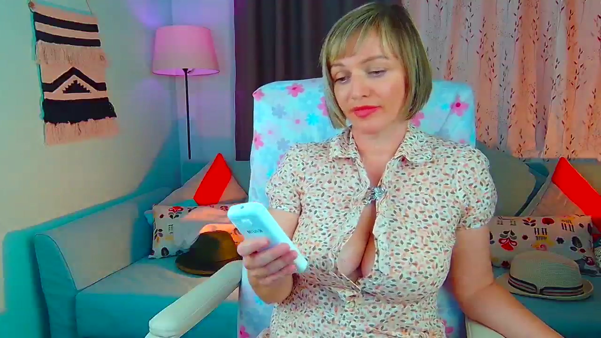 Gallery image thumbnail from SweetDazzle's myfreecams stream on, 07/15/2024, 08:00 image 18 of 20