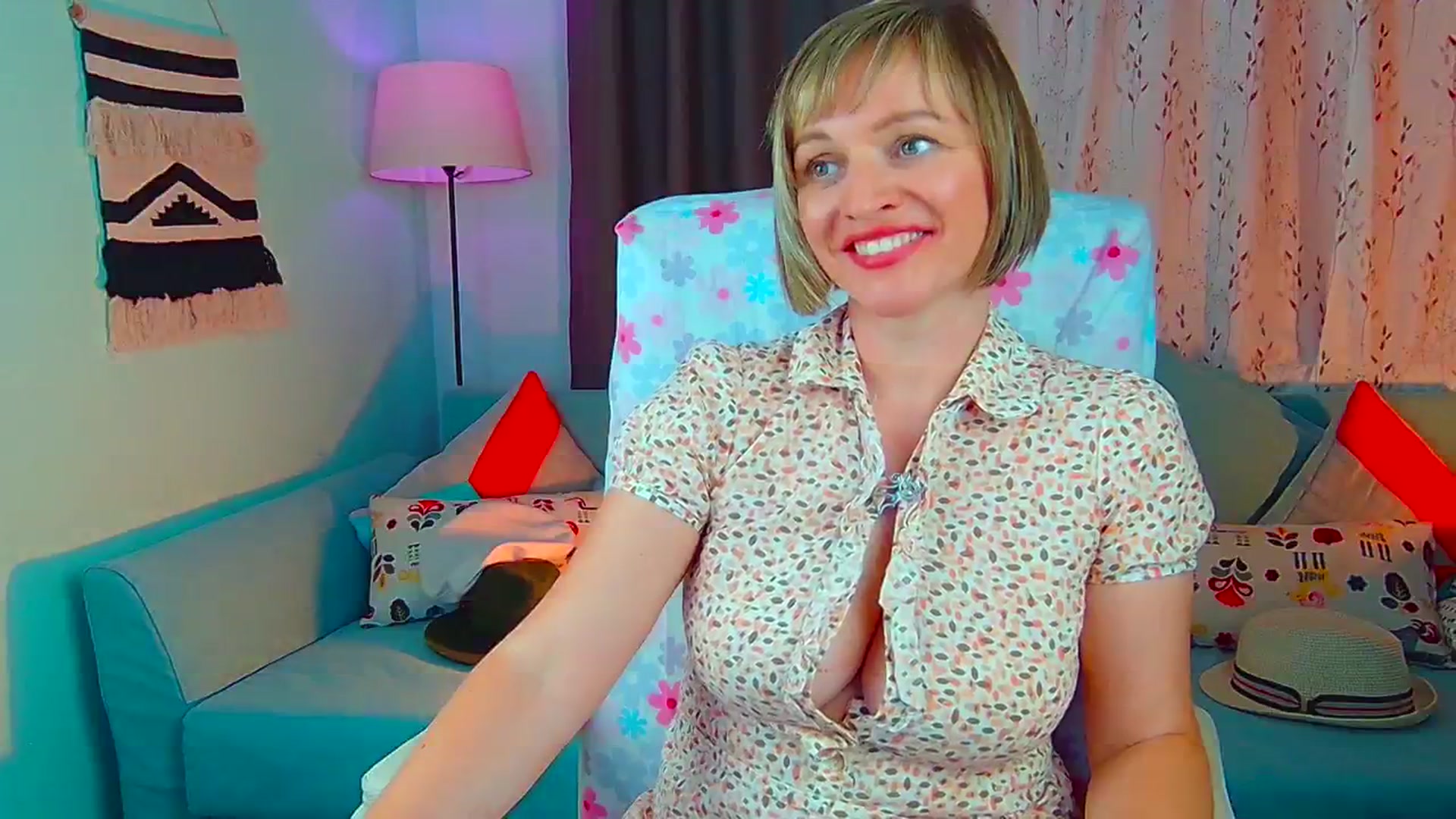 Gallery image thumbnail from SweetDazzle's myfreecams stream on, 07/15/2024, 08:00 image 20 of 20