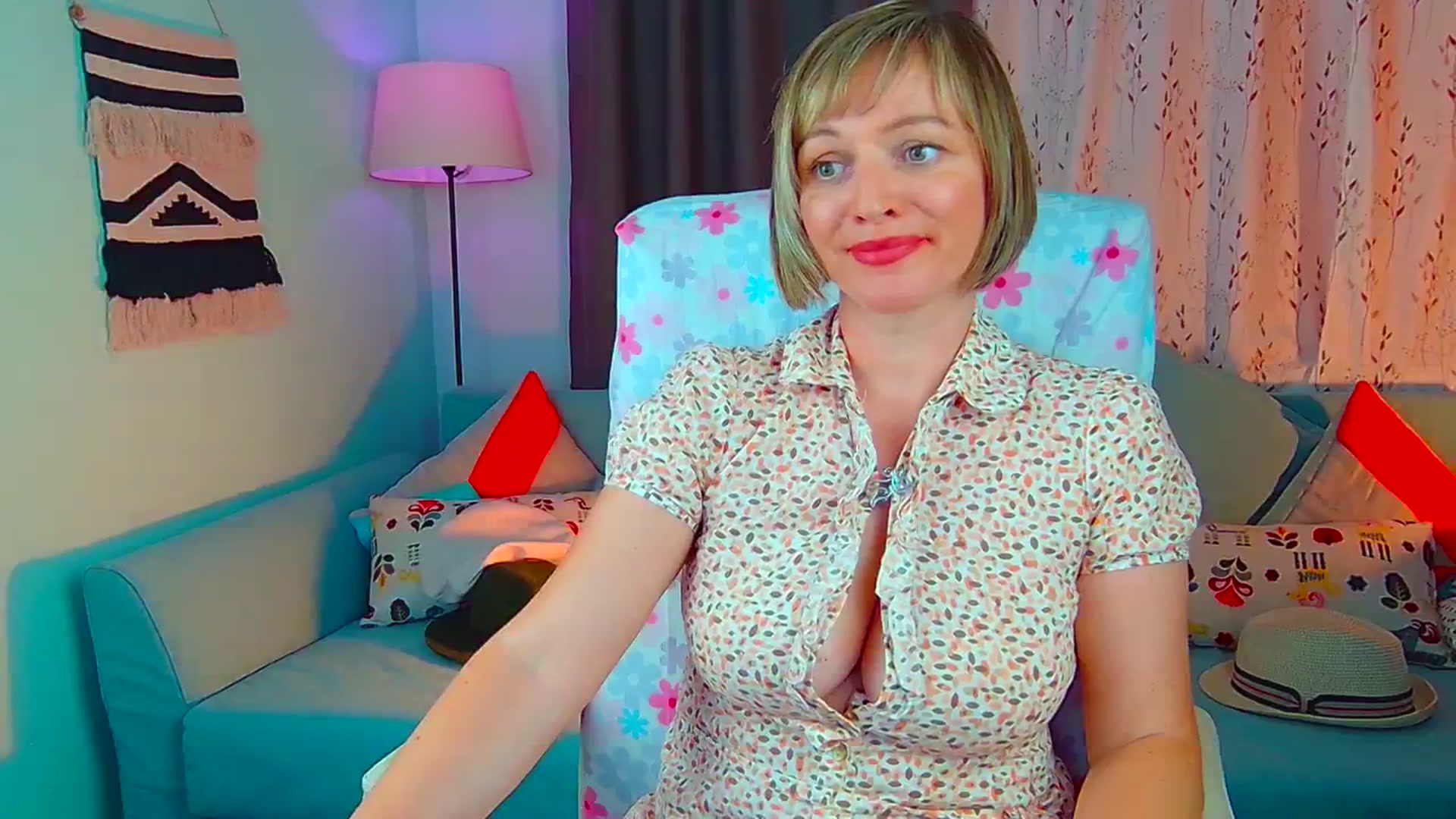 Gallery image thumbnail from SweetDazzle's myfreecams stream on, 07/15/2024, 08:00 image 19 of 20