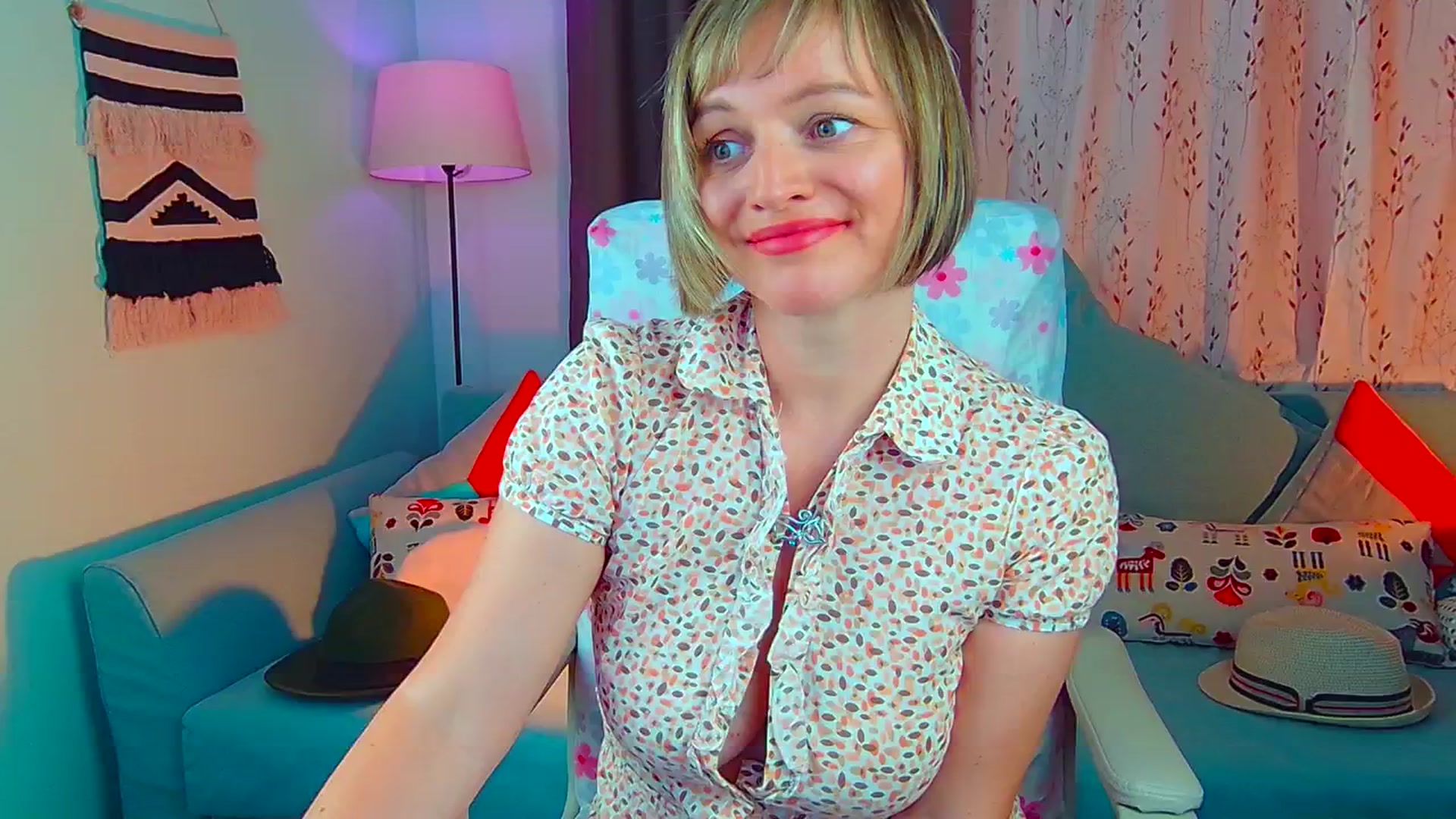 Gallery image thumbnail from SweetDazzle's myfreecams stream on, 07/15/2024, 09:19 image 14 of 20