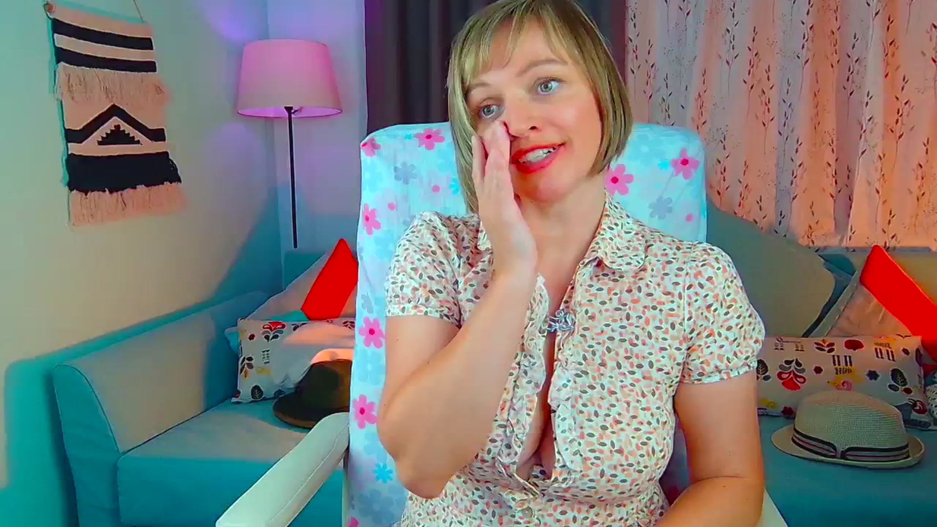 Gallery image thumbnail from SweetDazzle's myfreecams stream on, 07/15/2024, 09:19 image 3 of 20
