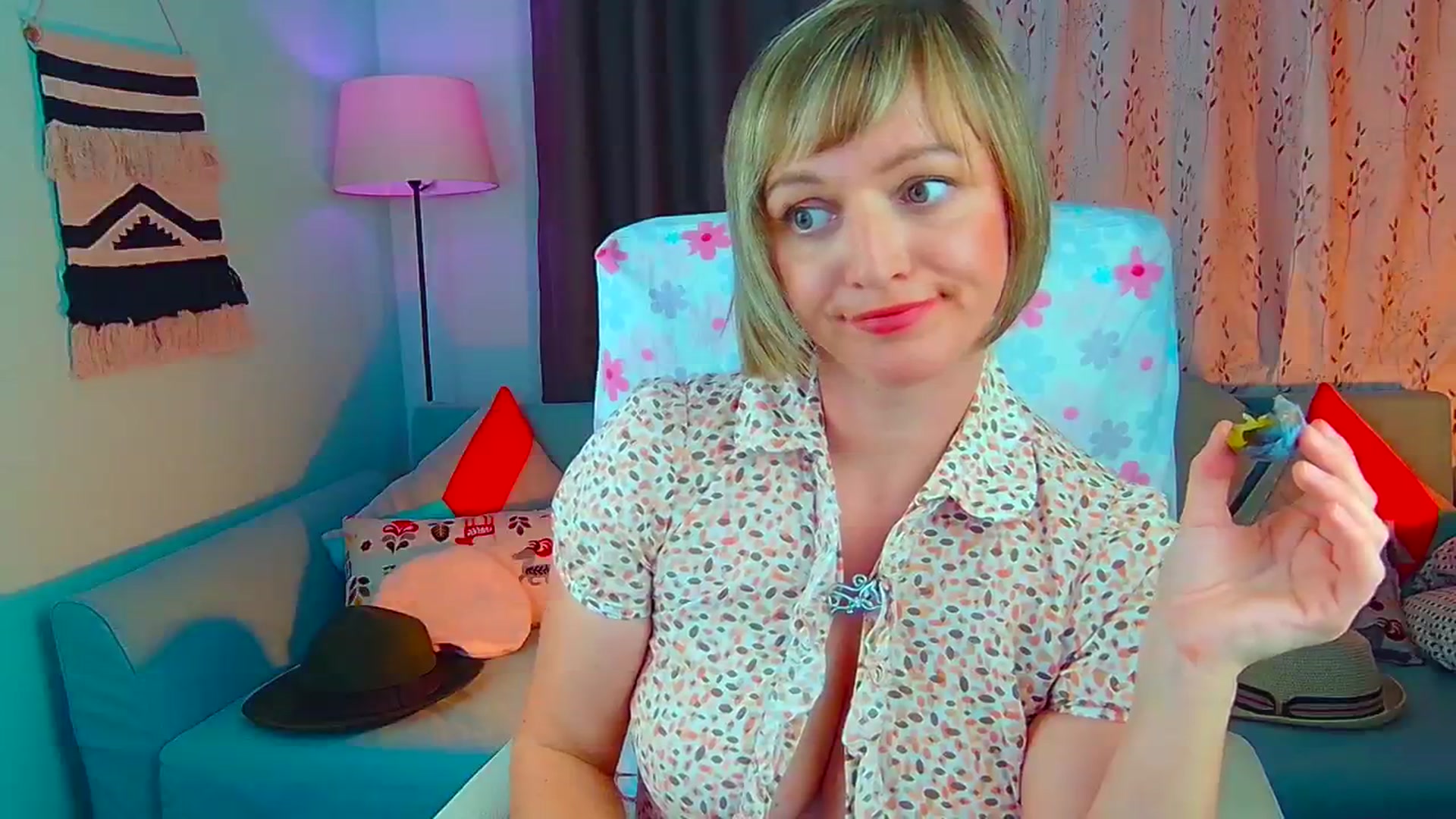 Gallery image thumbnail from SweetDazzle's myfreecams stream on, 07/15/2024, 13:53 image 2 of 20