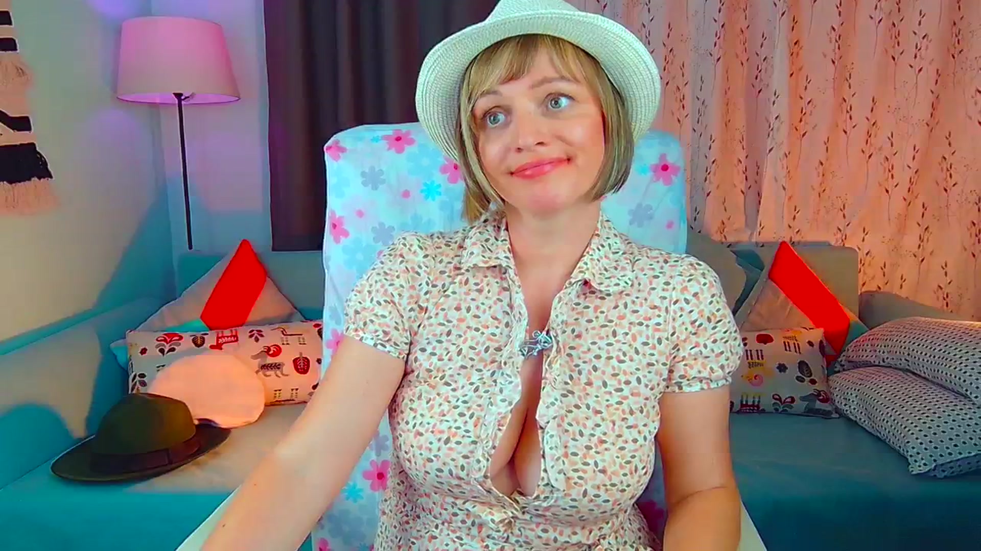 Gallery image thumbnail from SweetDazzle's myfreecams stream on, 07/15/2024, 13:53 image 14 of 20