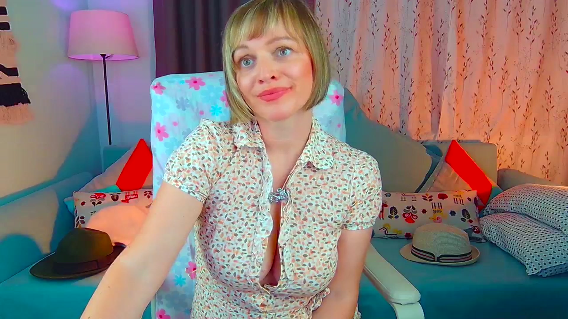 Gallery image thumbnail from SweetDazzle's myfreecams stream on, 07/15/2024, 13:53 image 6 of 20