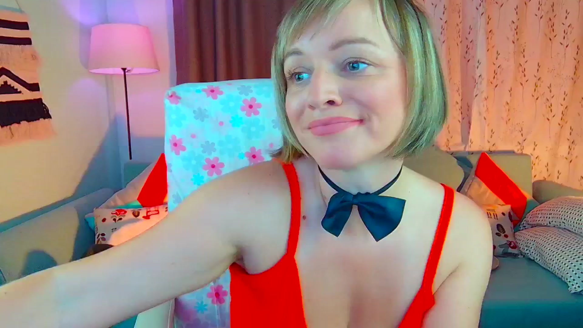 Gallery image thumbnail from SweetDazzle's myfreecams stream on, 07/19/2024, 13:02 image 1 of 20