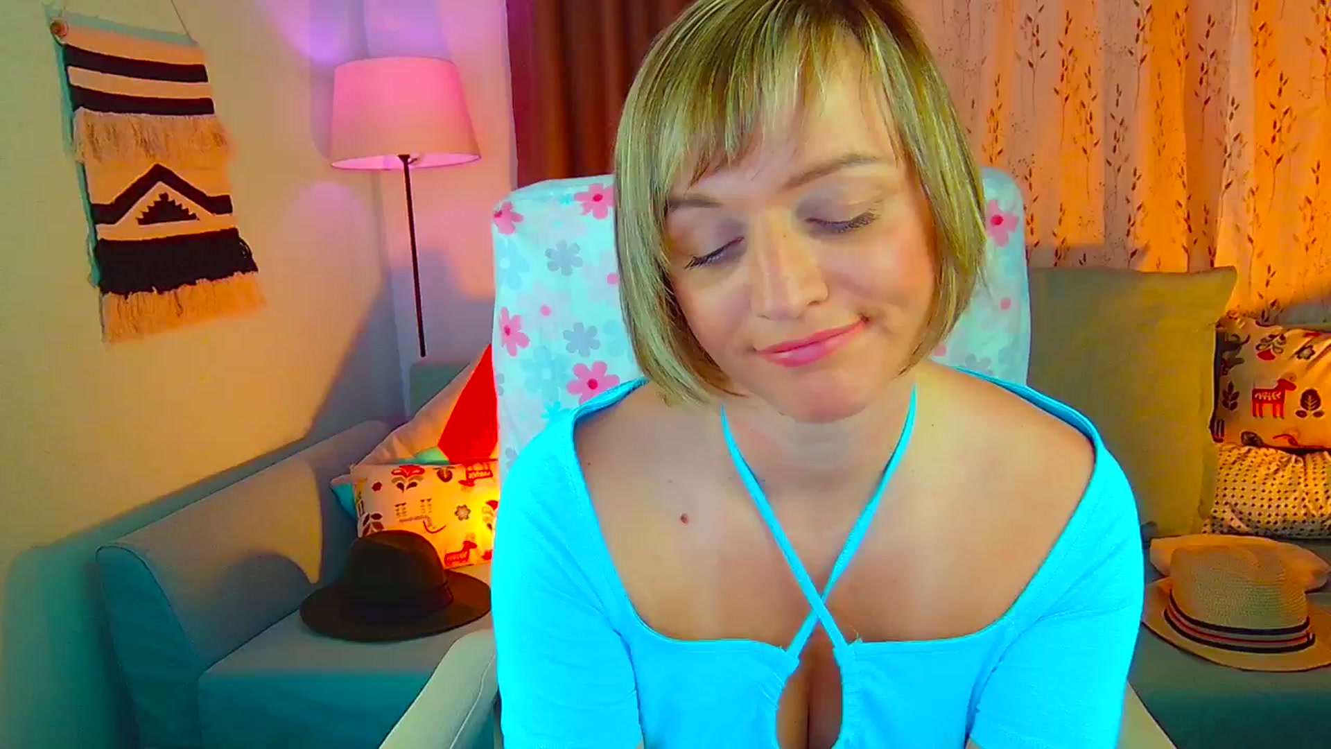 Gallery image thumbnail from SweetDazzle's myfreecams stream on, 07/23/2024, 09:12 image 16 of 20