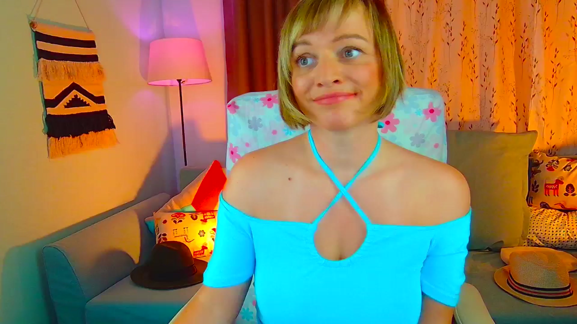 Gallery image thumbnail from SweetDazzle's myfreecams stream on, 07/23/2024, 09:12 image 5 of 20