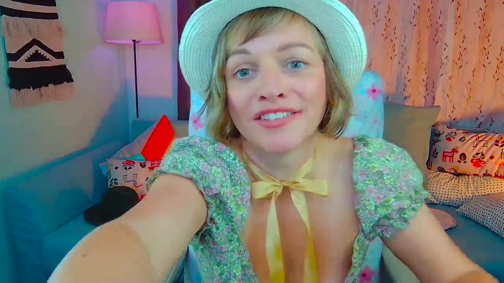 Gallery image thumbnail from SweetDazzle's myfreecams stream on, 07/25/2024, 12:38 image 15 of 20
