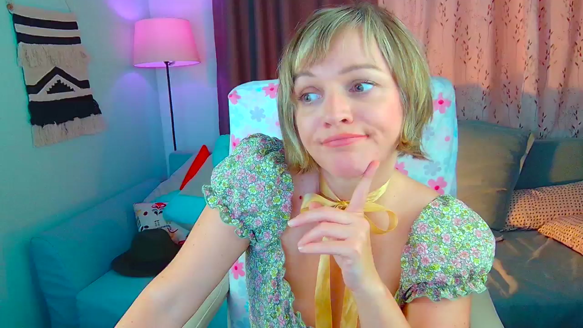 Gallery image thumbnail from SweetDazzle's myfreecams stream on, 07/31/2024, 10:12 image 11 of 20