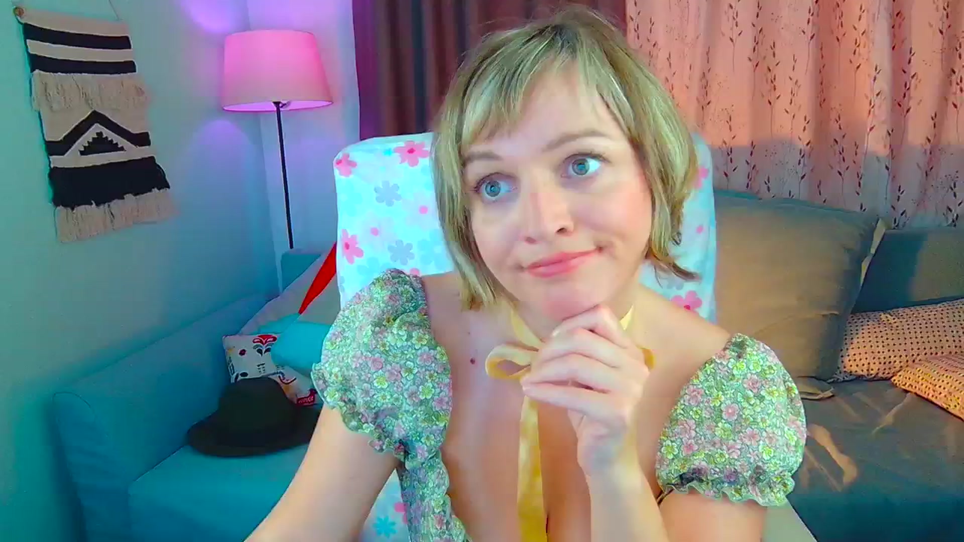 Gallery image thumbnail from SweetDazzle's myfreecams stream on, 07/31/2024, 10:12 image 2 of 20