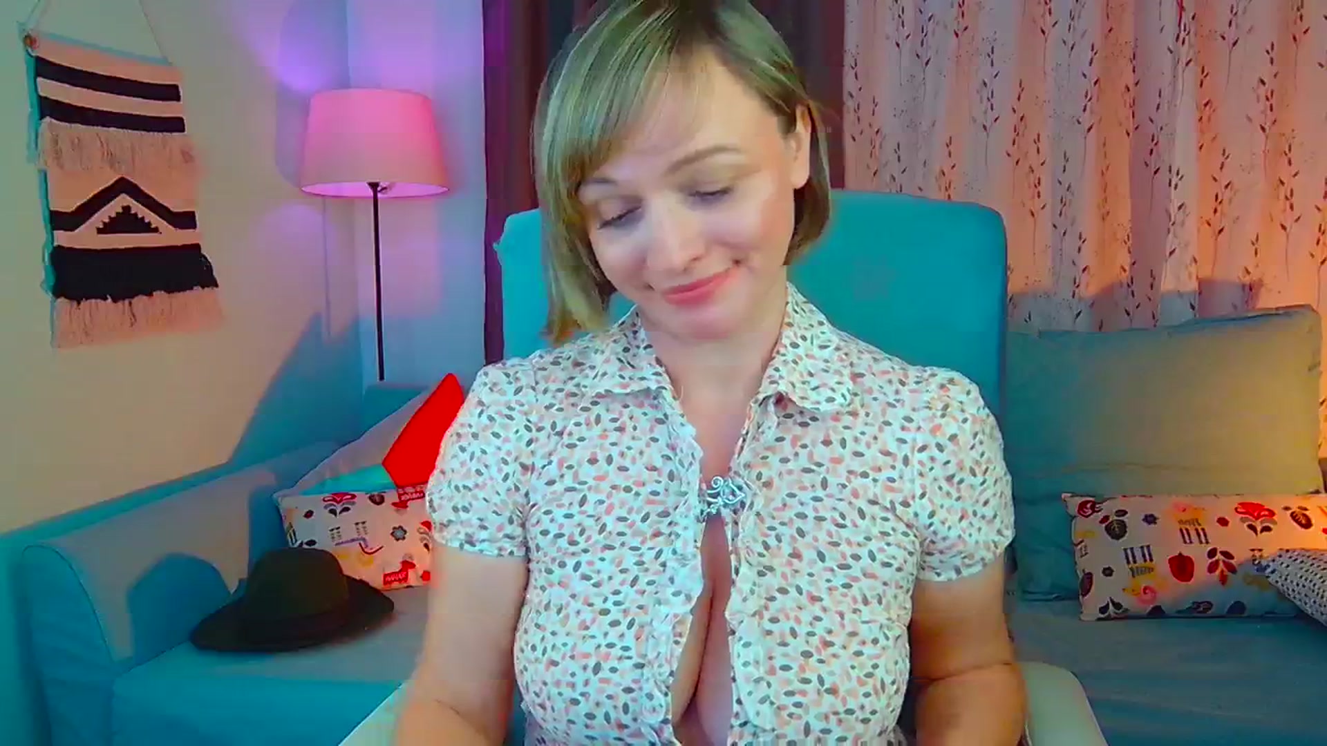 Gallery image thumbnail from SweetDazzle's myfreecams stream on, 08/27/2024, 16:03 image 10 of 20