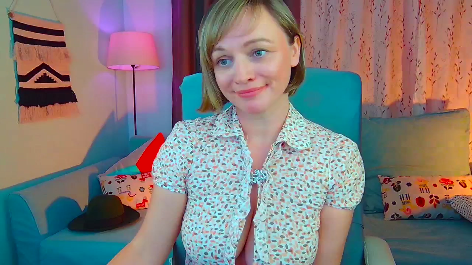 Gallery image thumbnail from SweetDazzle's myfreecams stream on, 08/27/2024, 16:03 image 12 of 20