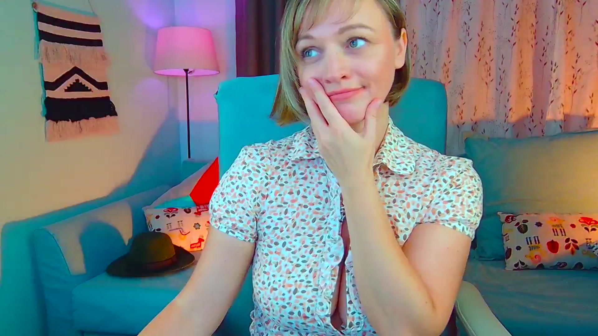 Gallery image thumbnail from SweetDazzle's myfreecams stream on, 08/27/2024, 16:53 image 19 of 20