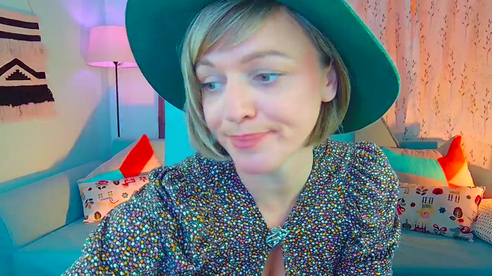 Gallery image thumbnail from SweetDazzle's myfreecams stream on, 08/29/2024, 11:49 image 8 of 20