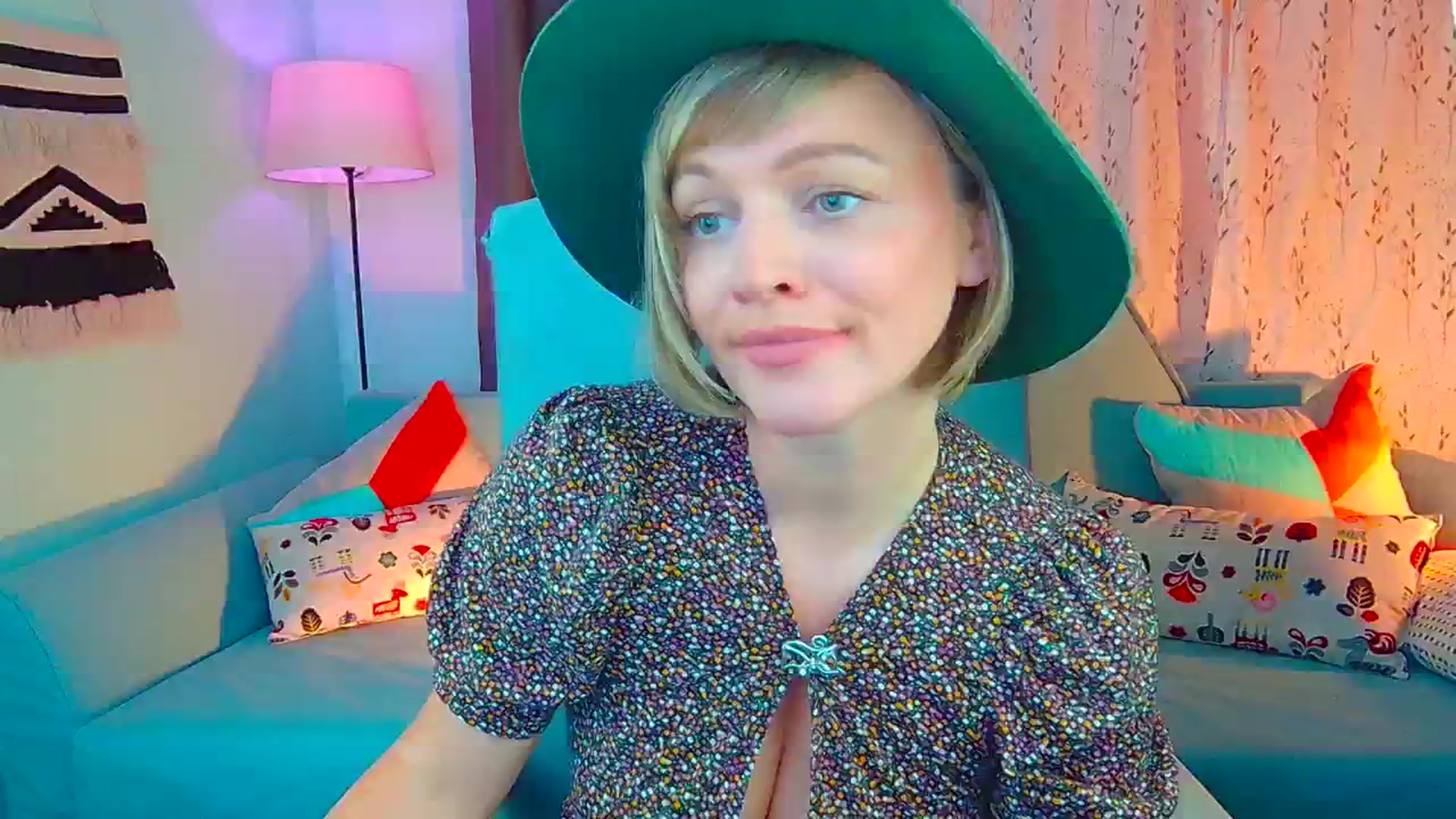 Gallery image thumbnail from SweetDazzle's myfreecams stream on, 08/29/2024, 12:48 image 19 of 20