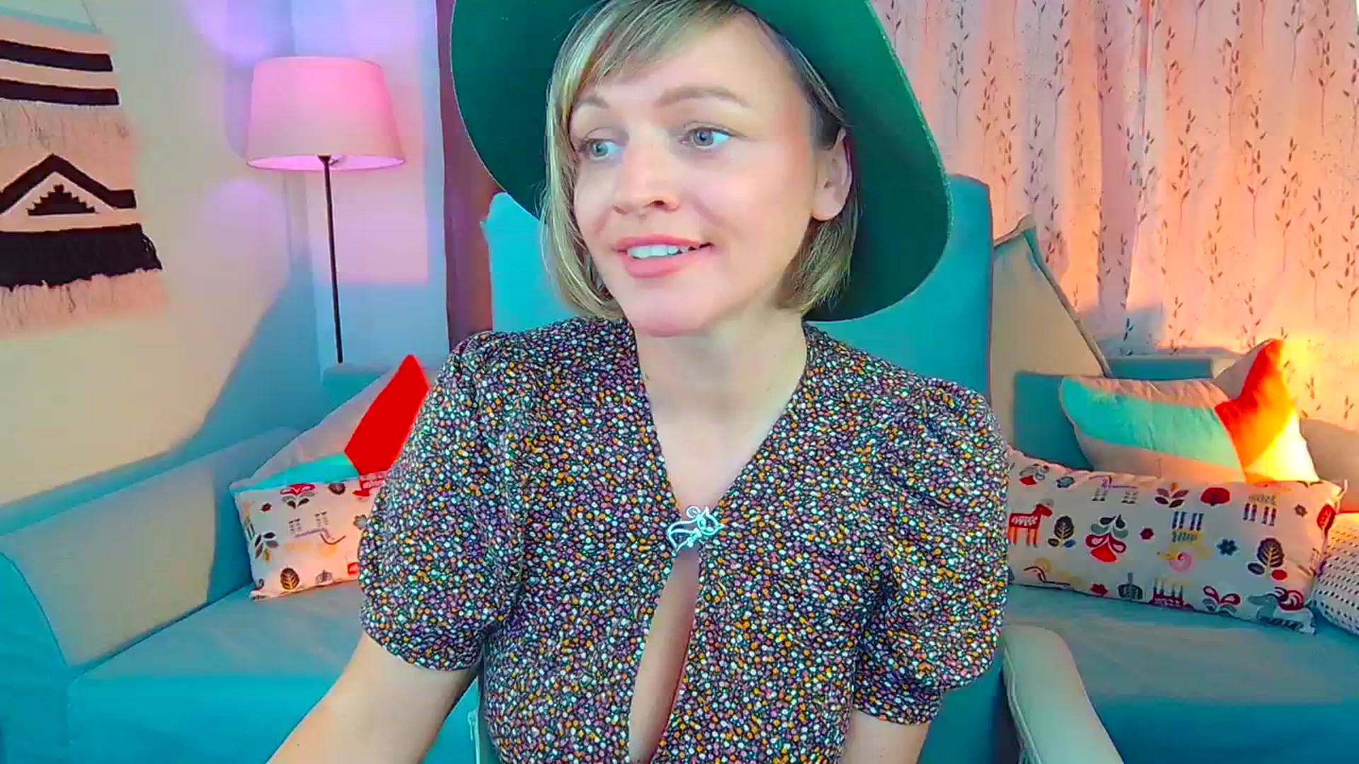 Gallery image thumbnail from SweetDazzle's myfreecams stream on, 08/29/2024, 14:52 image 6 of 20