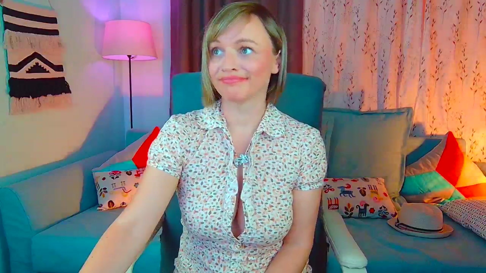Gallery image thumbnail from SweetDazzle's myfreecams stream on, 09/23/2024, 12:54 image 2 of 20